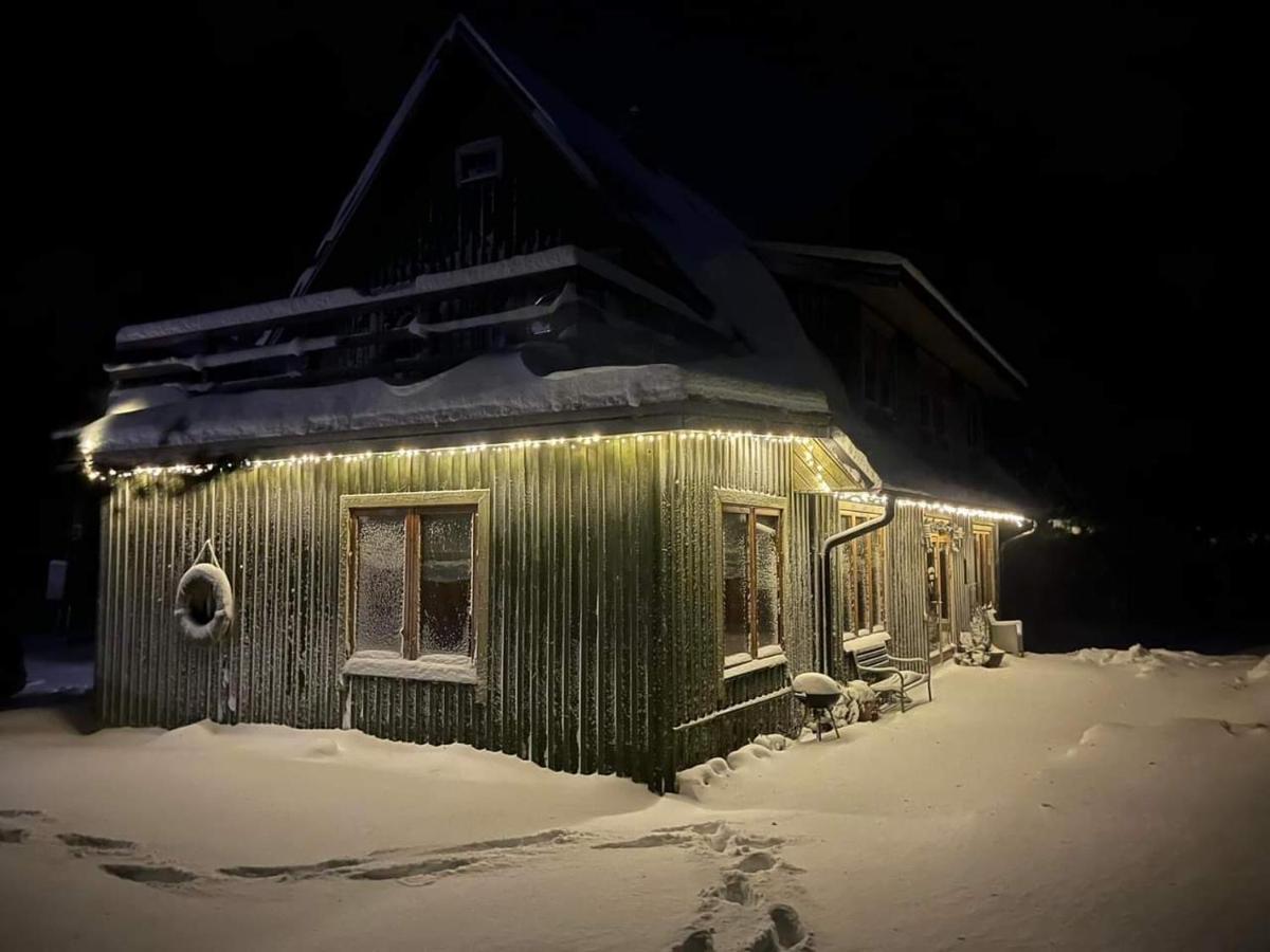Samblatalu Homestay Laulasmaa Exteriör bild